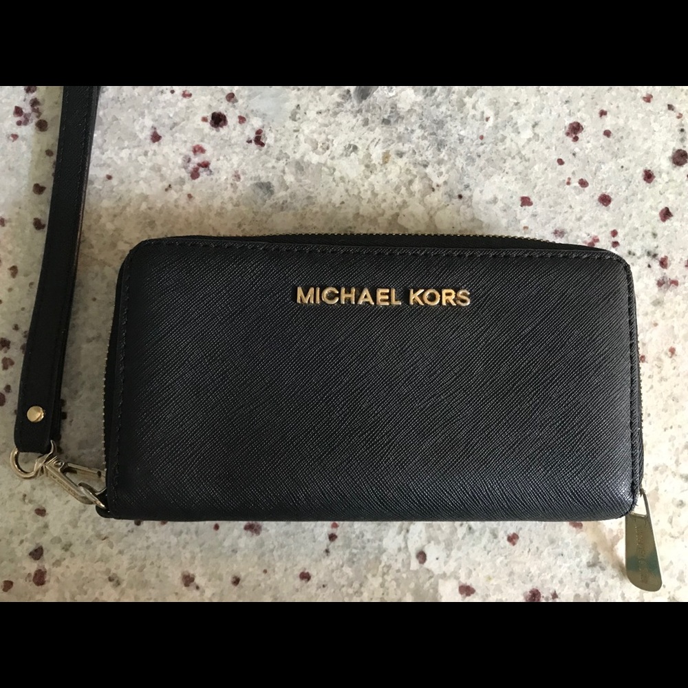 Michael Kors Wallet/Wristlet